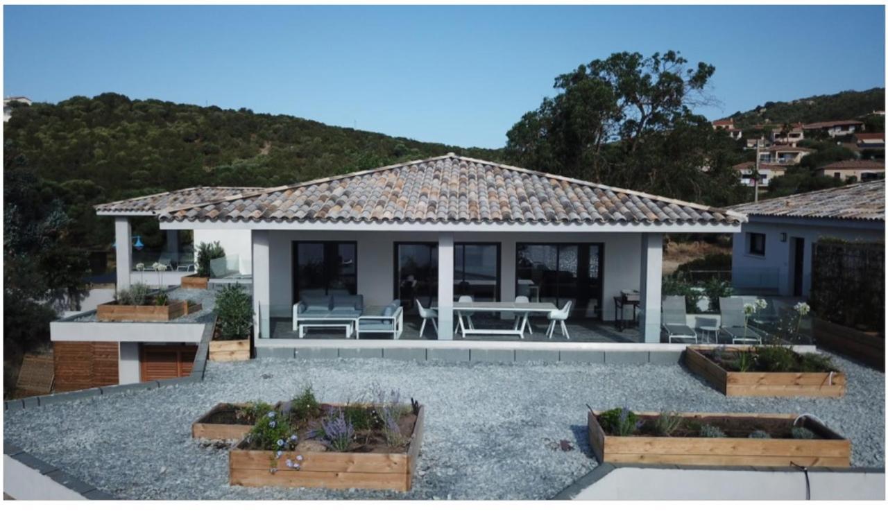 Residence Capriona Porto-Pollo Eksteriør billede
