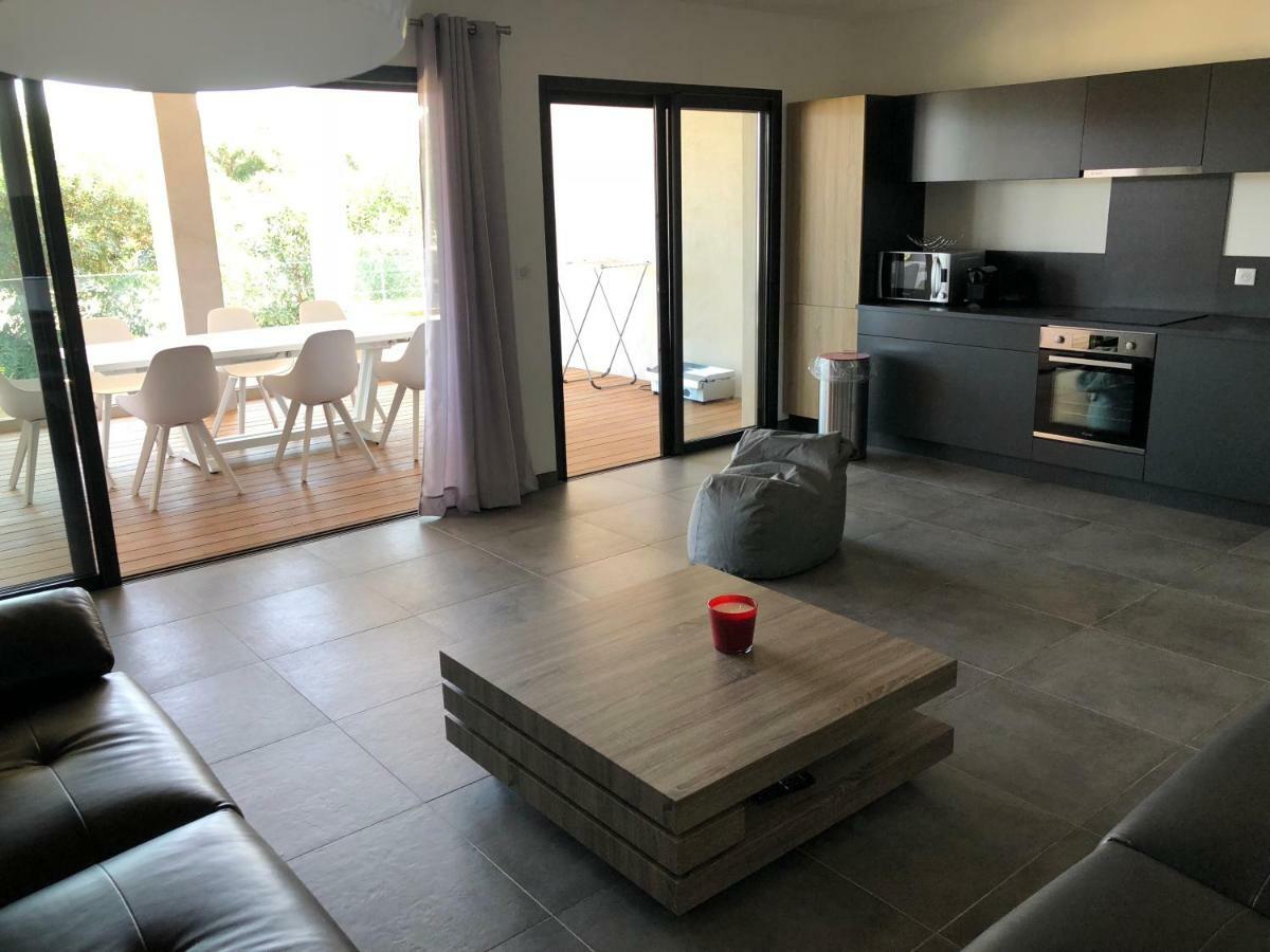 Residence Capriona Porto-Pollo Eksteriør billede